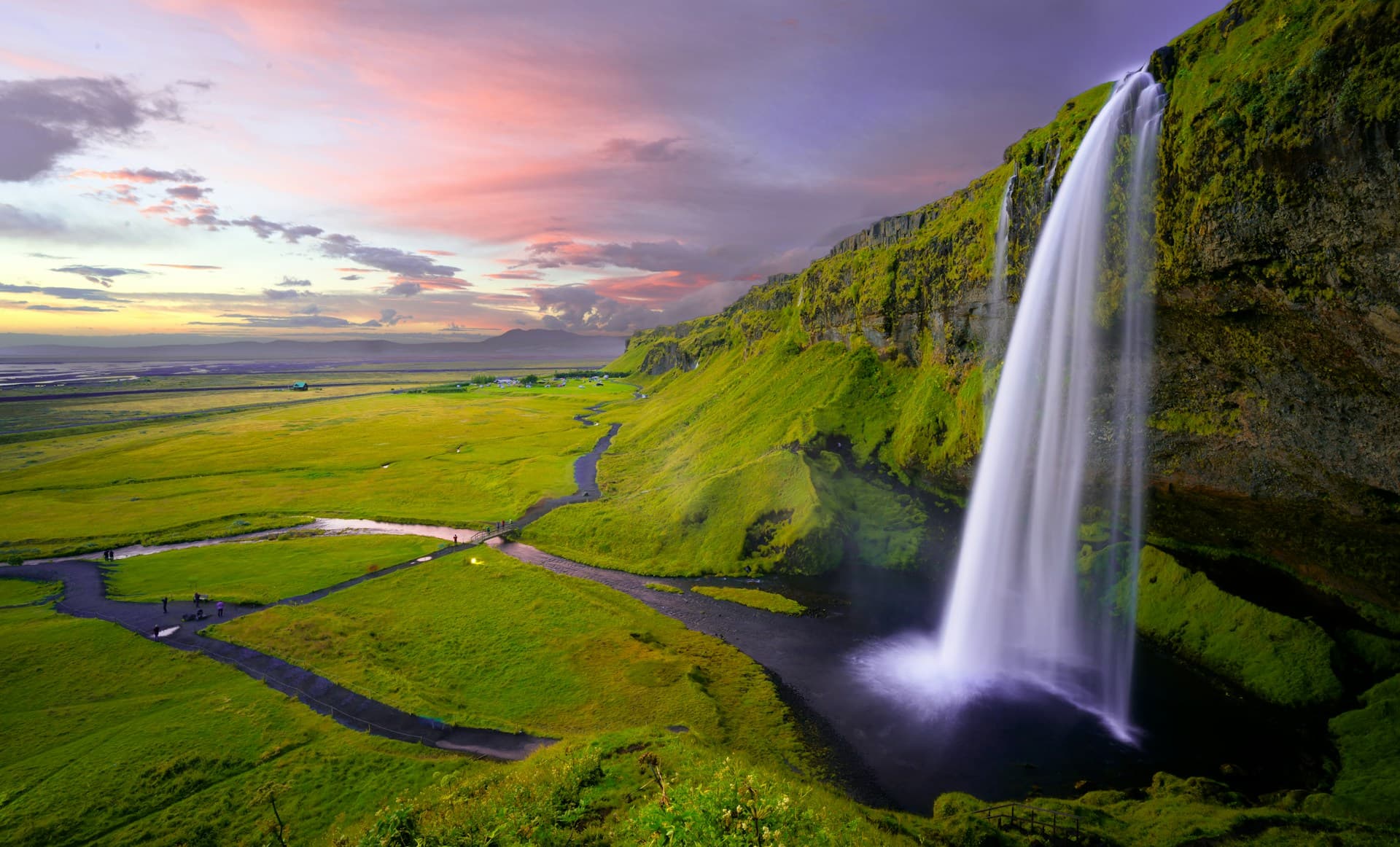 Perfect 14-Day Iceland Itinerary: A Complete Ring Road Adventure – article illustration